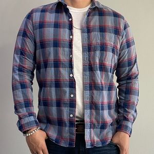 Plaid men’s long sleeve shirt
